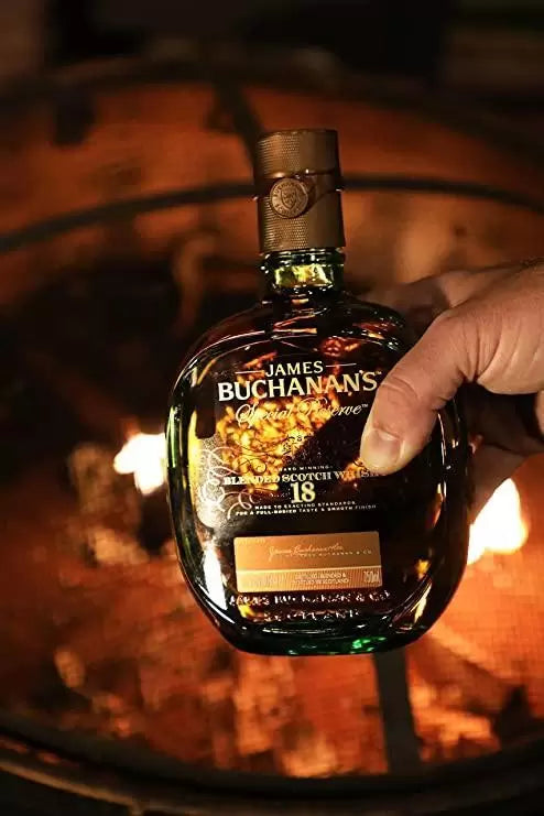 Whisky Buchanans 18 Años 750 Ml + REGALO Martell VSOP 350 ml
