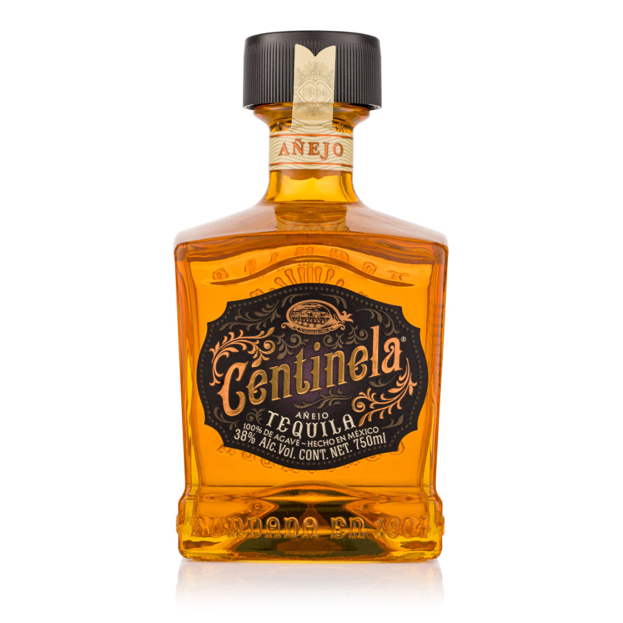 Tequila Centinela Añejo Premium 750 Ml