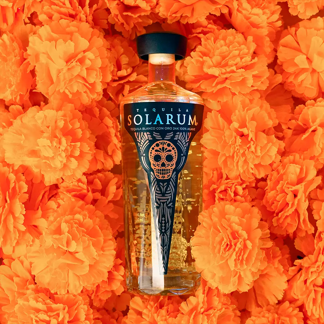 Tequila Solarum Blanco Con Oro 24k Ed. Calavera 750 Ml