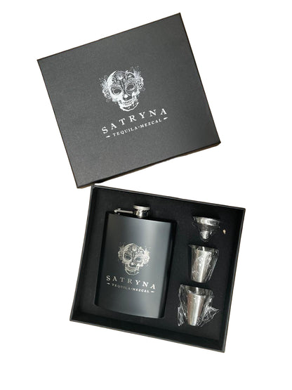 Tequila Satryna Añejo 750 Ml + Licorera Satryna