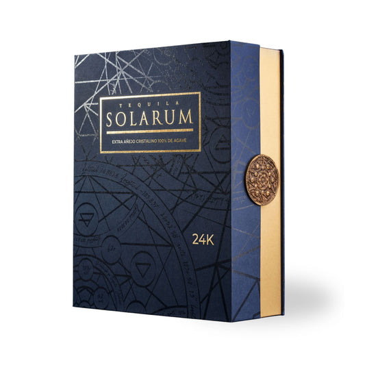 Tequila Solarum Extra Añejo Cristalino 750 Ml Con Tequila Solarum Blanco 750 Ml