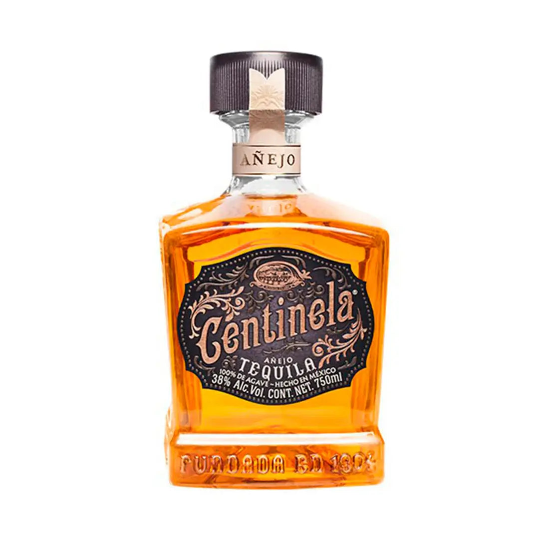 Tequila Centinela Añejo Premium 750 Ml